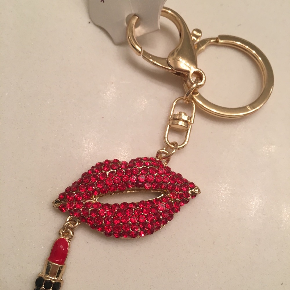 Key Chain Rhinestone Red Lips 👄 - Picture 3 of 3